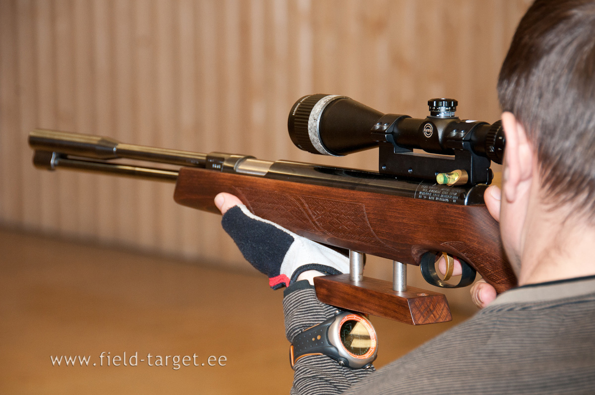 0074   Indrek on endale sattinud oma taimeri, et ajaga paremini arvestada